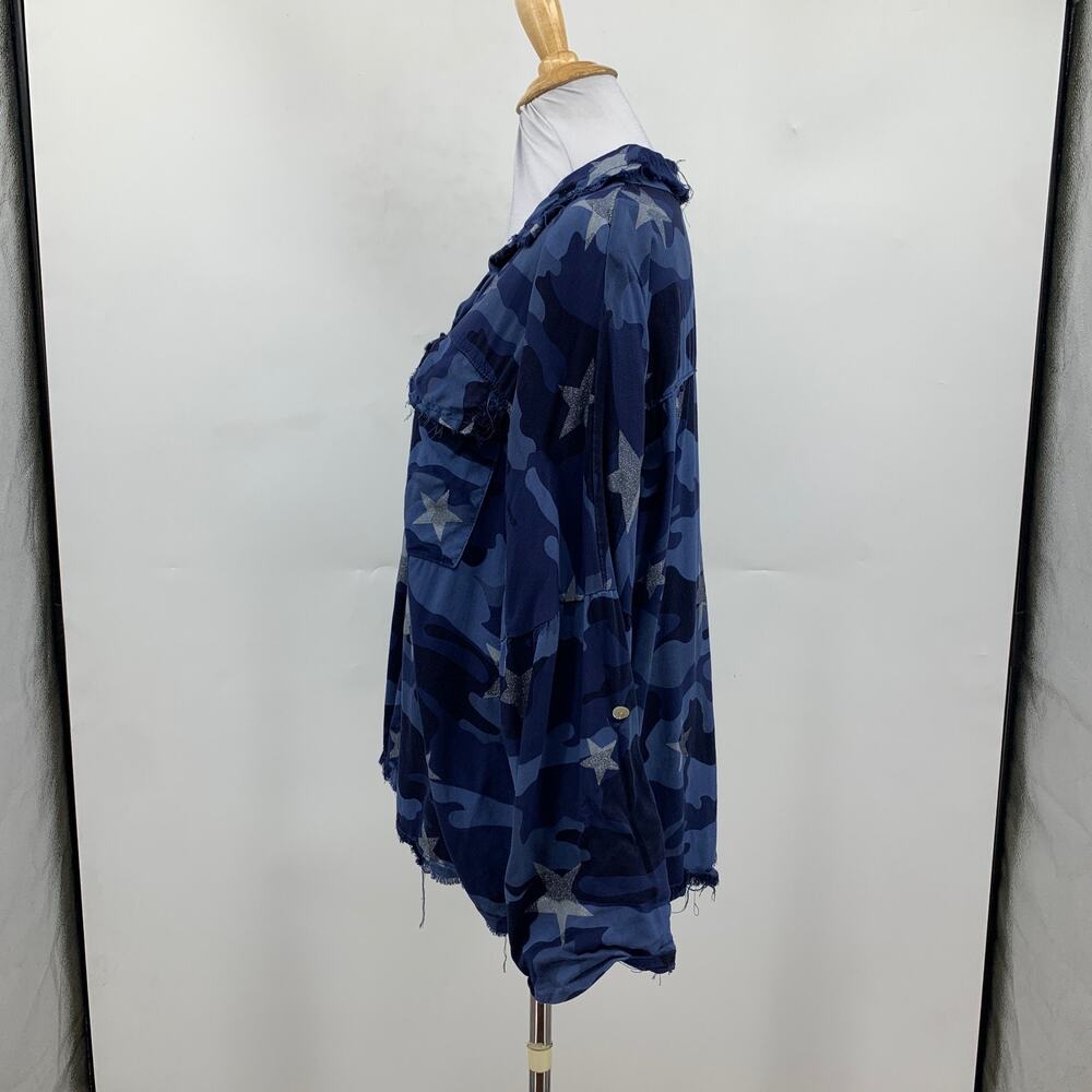 Venti6 Shirt Womens M Medium Navy Camo Raw Hem Metallic Stars Button Front Top - Picture 5 of 11